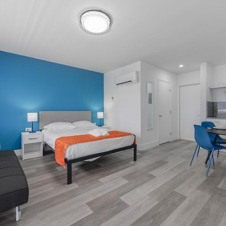 Ocean View Balcony With Pool & Parking -M42 Leilighet Hollywood Eksteriør bilde